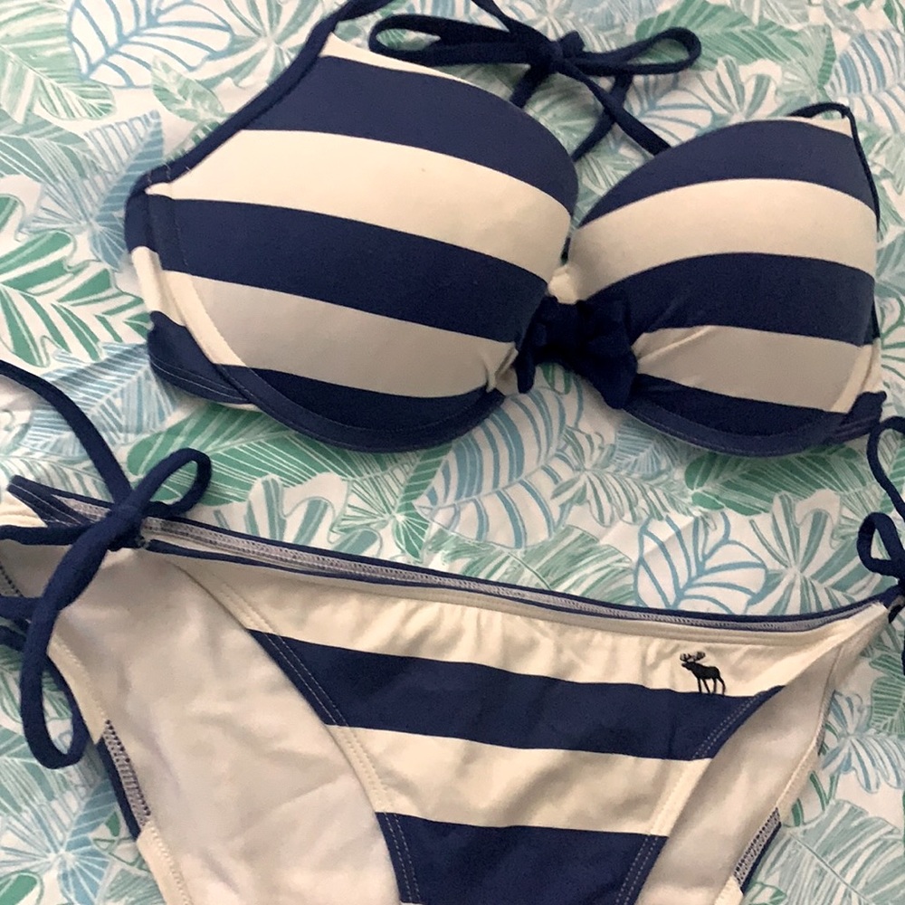 Abercrombie & Fitch Bikini